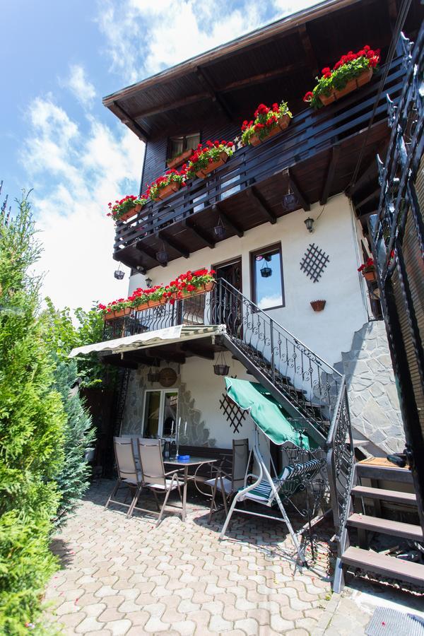 Pension Casa Wenge Sinaia Kültér fotó